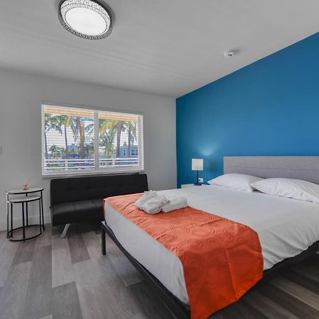 Amazing Balcony Studio At The Beach With Parking -M44 Hollywood Eksteriør bilde