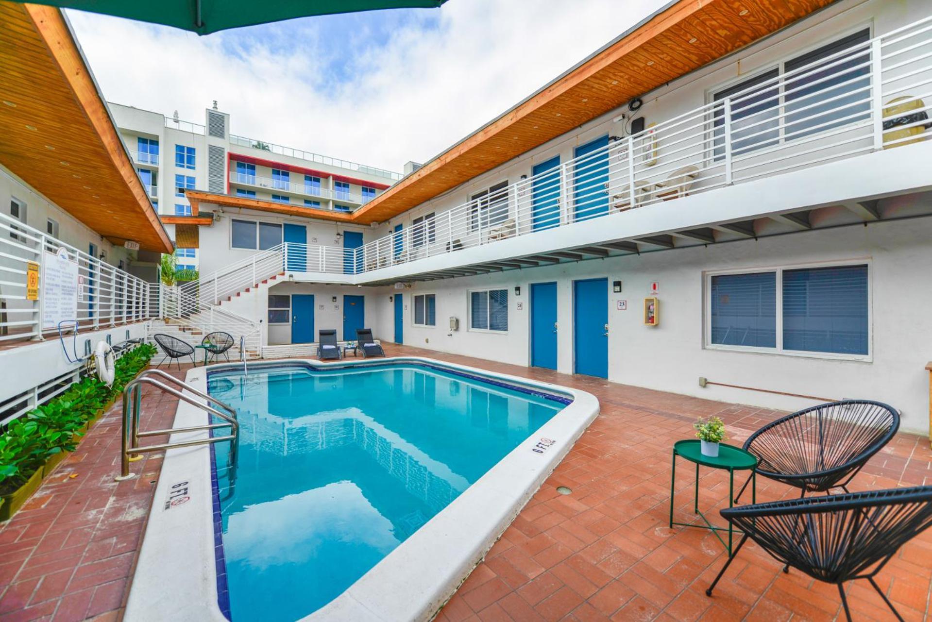 Amazing Balcony Studio At The Beach With Parking -M44 Hollywood Eksteriør bilde